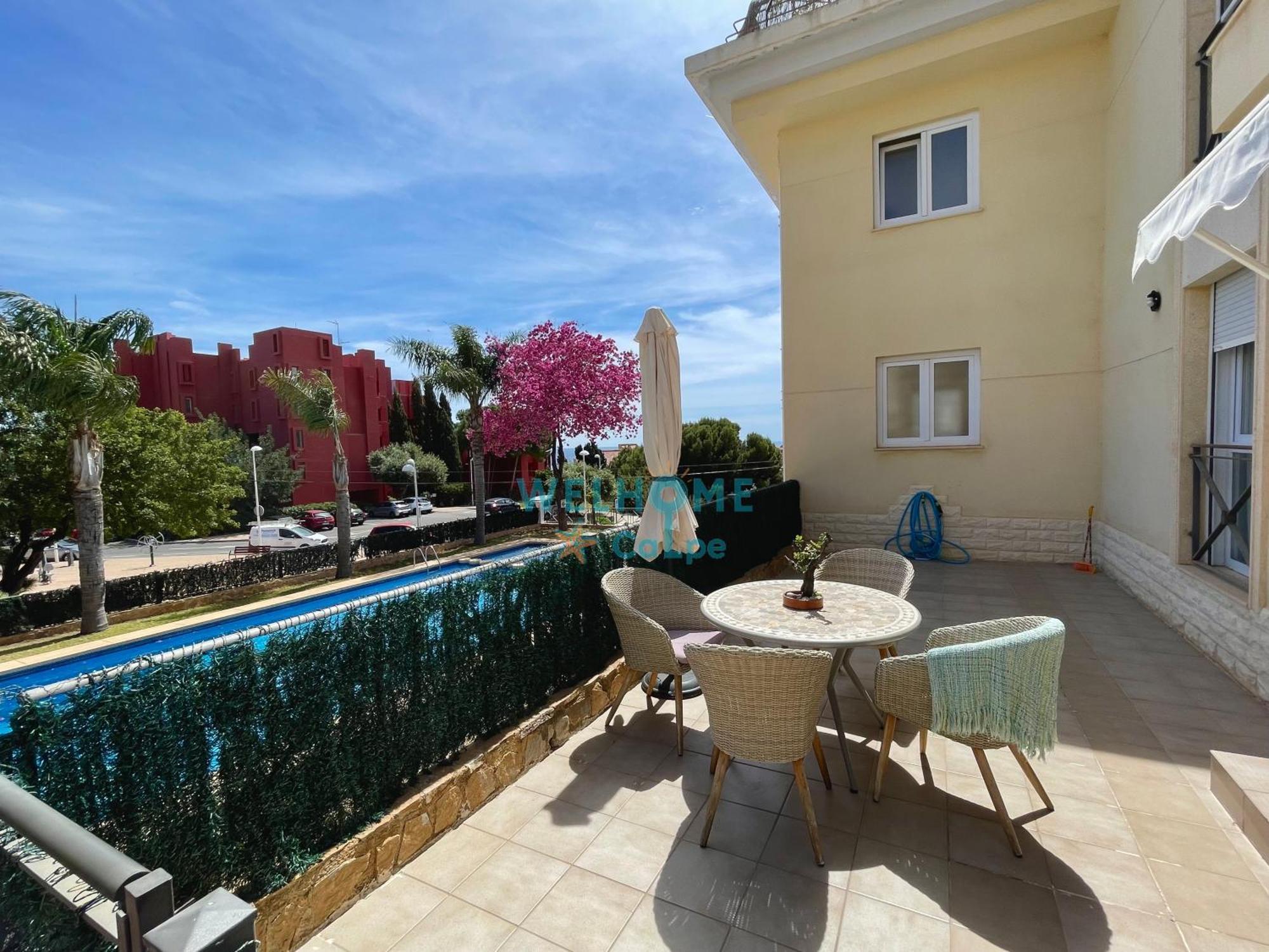 Manzana Bonito Y Comodo Apartamento Con Piscina 칼페 외부 사진
