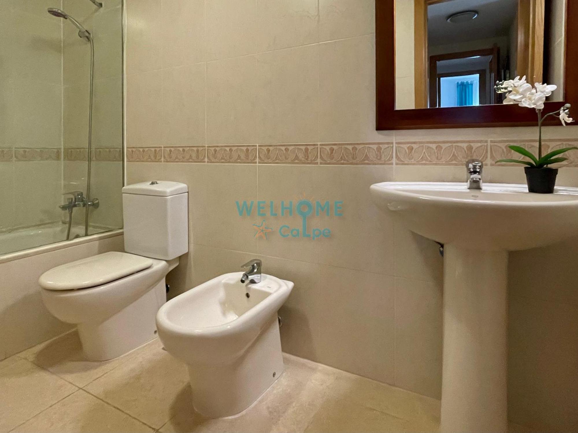 Manzana Bonito Y Comodo Apartamento Con Piscina 칼페 외부 사진